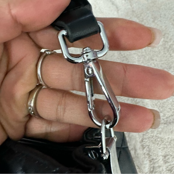 Black quilted affordable bag purse night or casual medium size - Picture 11 of 16